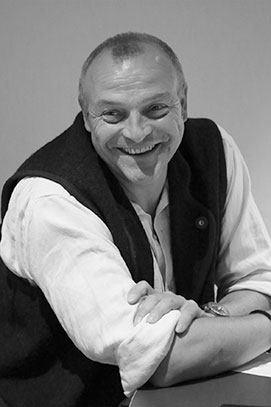 Portrait von Josef Frisch